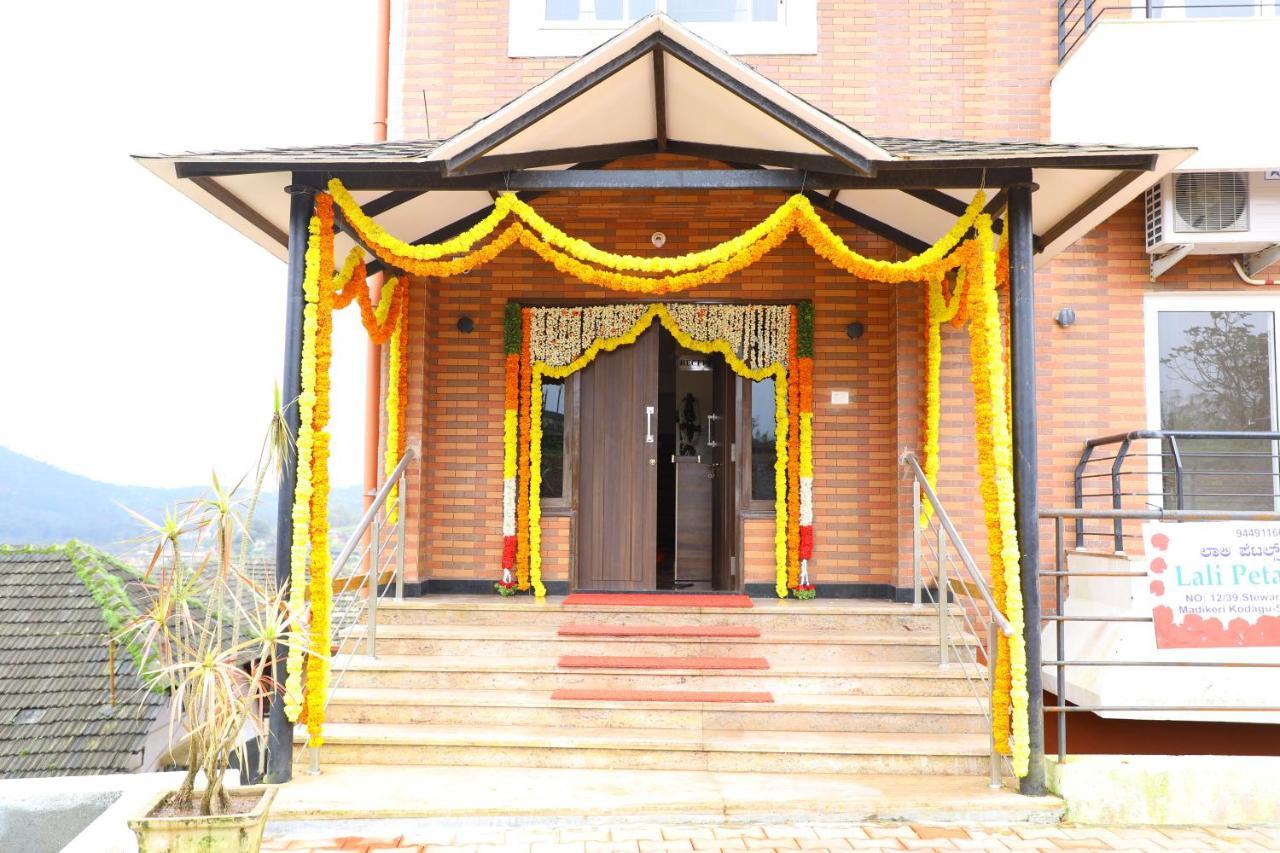Apartamento Lali Petals Madikeri Exterior foto