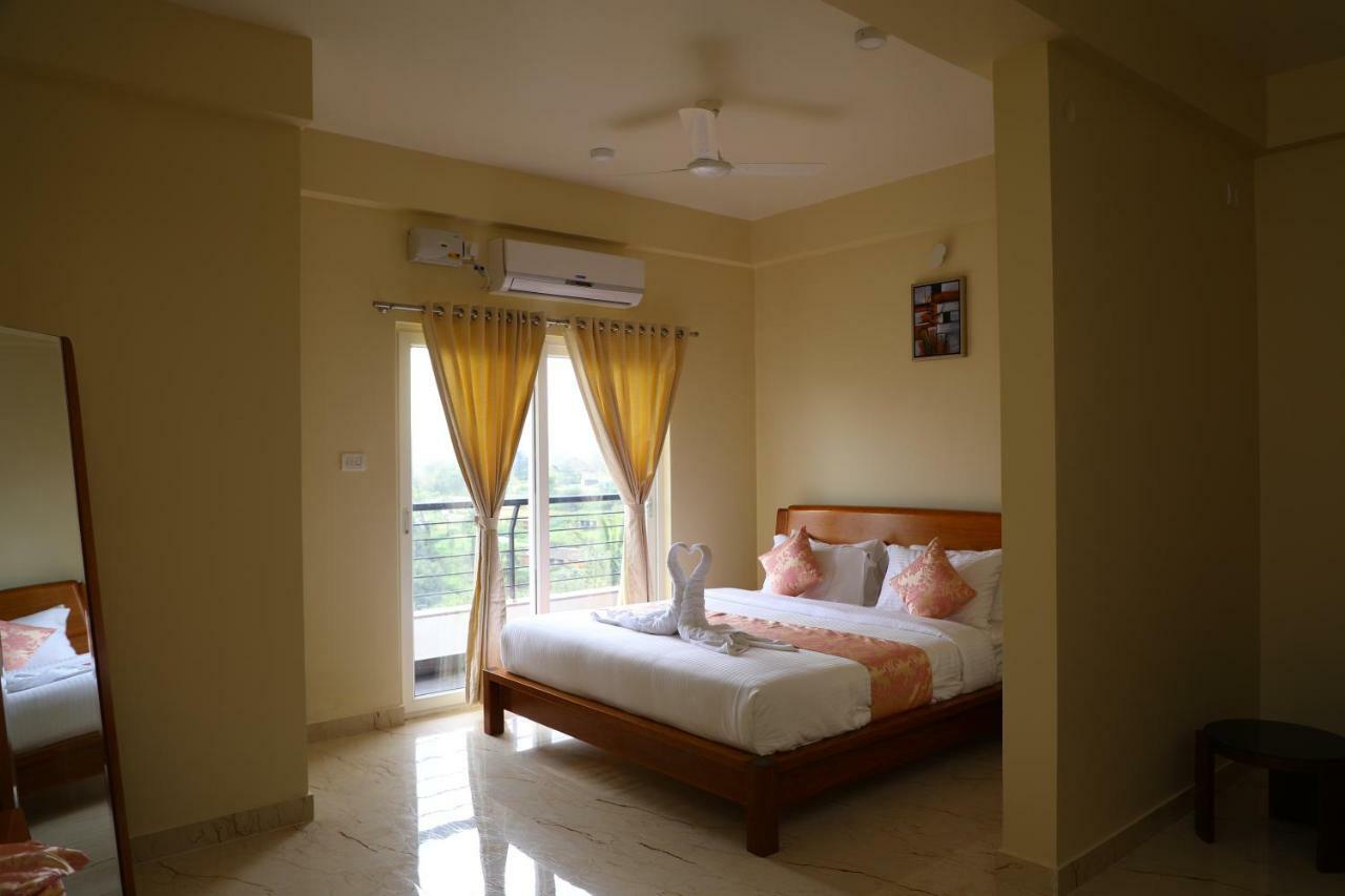 Apartamento Lali Petals Madikeri Exterior foto